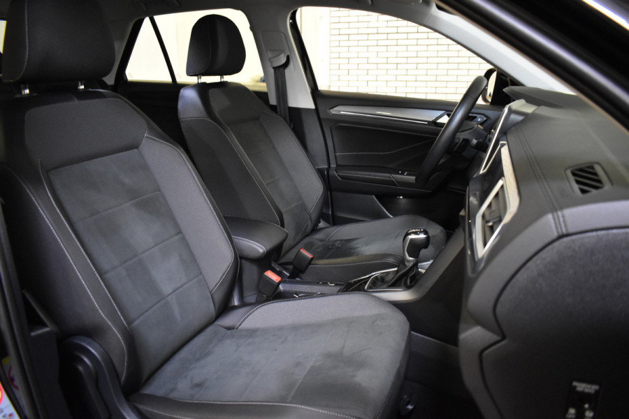 Volkswagen T-Roc 1.5 TSI 150PK DSG STYLE VIRTUAL/CARPLAY/CAMERA