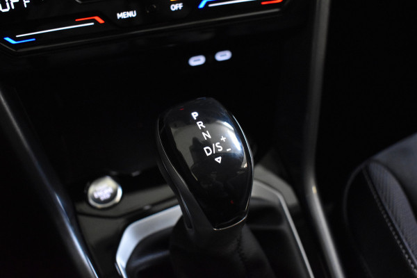 Volkswagen T-Roc 1.5 TSI 150PK DSG STYLE VIRTUAL/CARPLAY/CAMERA