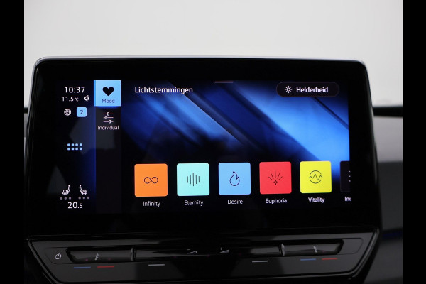 Volkswagen ID.3 PRO 58 KWH + SFEERVERLICHTING | ADAPTIVE CRUISE | STUUR / STOELVERWARMING
