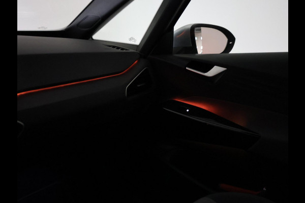 Volkswagen ID.3 PRO 58 KWH + SFEERVERLICHTING | ADAPTIVE CRUISE | STUUR / STOELVERWARMING