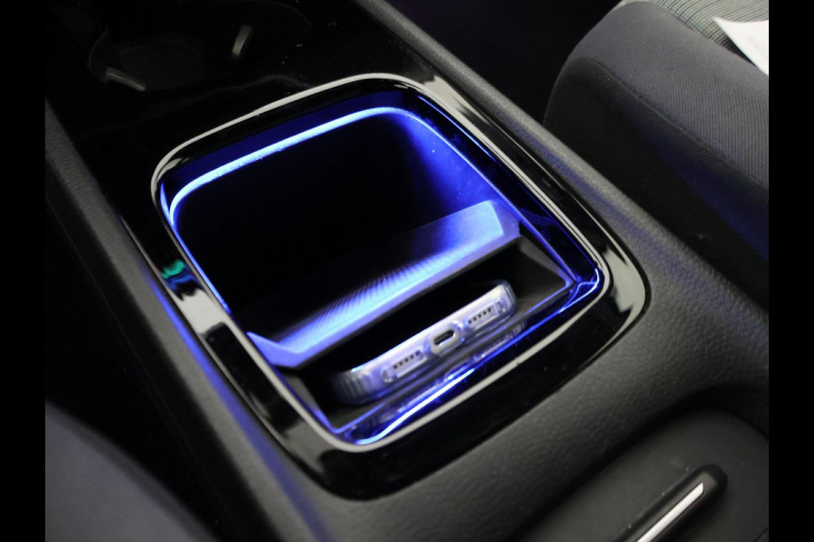 Volkswagen ID.3 PRO 58 KWH + SFEERVERLICHTING | ADAPTIVE CRUISE | STUUR / STOELVERWARMING