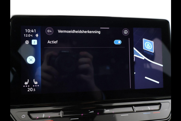 Volkswagen ID.3 PRO 58 KWH + SFEERVERLICHTING | ADAPTIVE CRUISE | STUUR / STOELVERWARMING