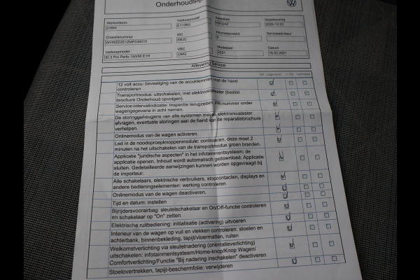 Volkswagen ID.3 PRO 58 KWH + SFEERVERLICHTING | ADAPTIVE CRUISE | STUUR / STOELVERWARMING