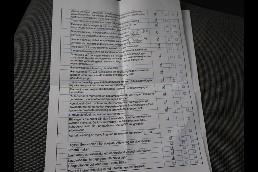 Volkswagen ID.3 PRO 58 KWH + SFEERVERLICHTING | ADAPTIVE CRUISE | STUUR / STOELVERWARMING