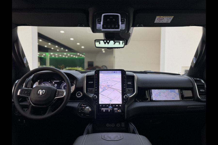 Dodge Ram MY25 Laramie High Spec SST 3.0L TT 420pk pass.scherm