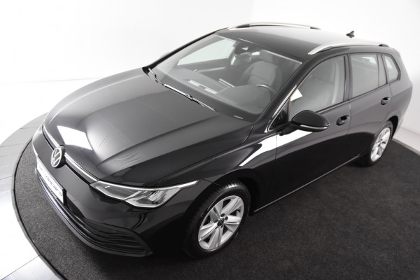 Volkswagen Golf VIII Variant Life *1ste eigenaar*Navigatie*Park Assist*Carplay*