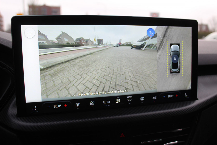 Ford Kuga 2.5-243pk PHEV ST-Line X. Van €. 54.937,- voor €. 43.735,- Trekgewicht van 2.100kg ! Elektr. panodak., elektr. trekhaak, stoel-, stuur- en voorraamverw., 360gr. Camera, HUD, AppleCarplay/Androidauto, Elektr. verstelb. comfortstoelen, LED verl.