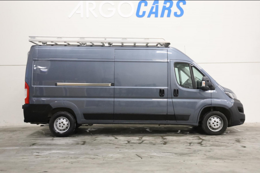 Peugeot Boxer 2.2 BlueHDi 140PK L3/H2 GRIJS CAMERA AIRCO NAVI IMPERIAAL TREKHAAK 3.5t PDC CRUISE LEASE V/A 122,- p.m. INRUIL MOG