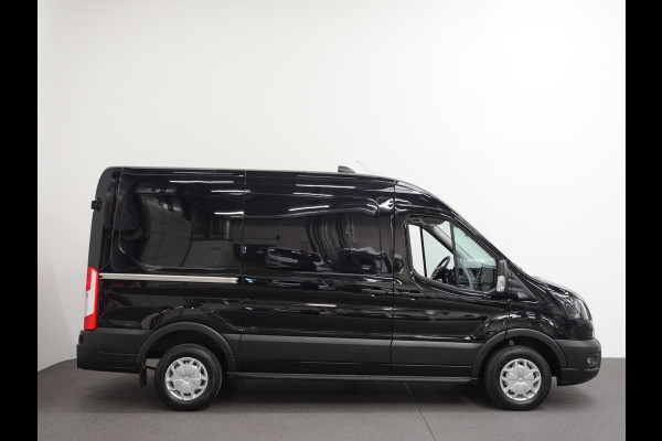 Ford Transit 130pk L2H2 Trekhaak Airco 360°Camera DAB+ Airco Trekhaak Cruise Control