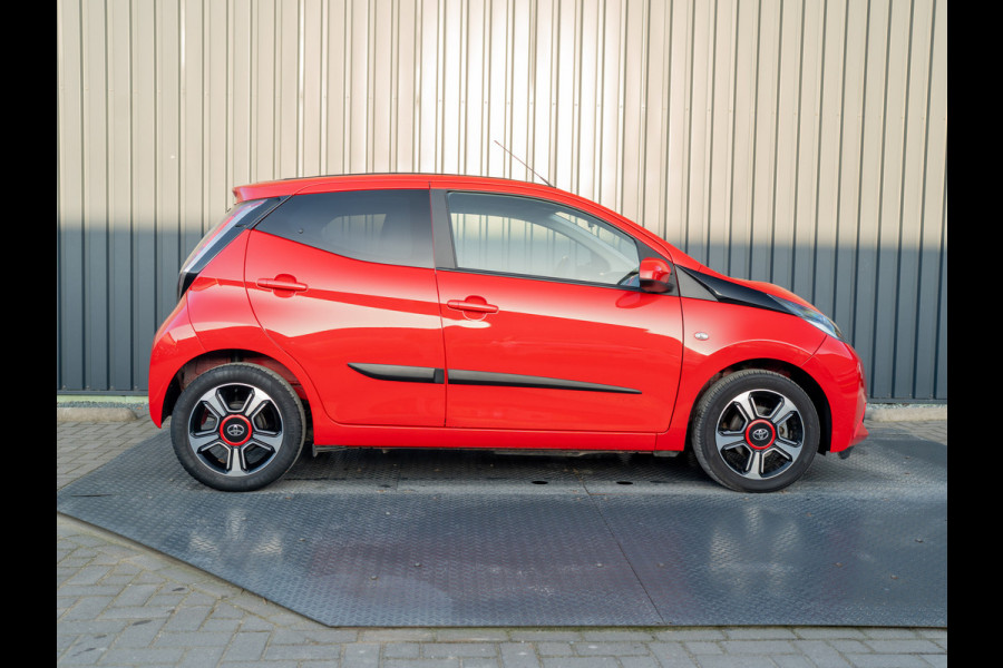 Toyota Aygo 1.0 VVT-i x-pose | Vouwdak | Camera | Navi | Prijs Rijklaar!!