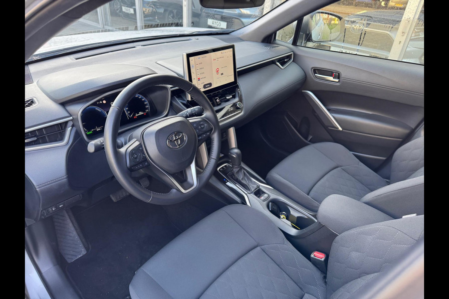 Toyota Corolla Cross 1.8 Hybrid Style | Dynamic, Elektrische achterklep, 18 inch, Keyless, Privacy glass