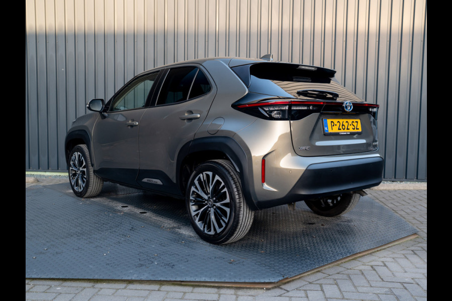 Toyota Yaris Cross 1.5 Hybrid Executive | JBL | Head Up | BSM | Navi | Stoelverw. | Prijs Rijklaar!!
