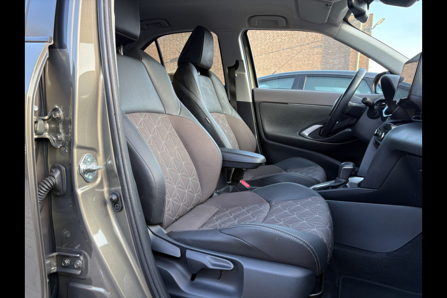 Toyota Yaris Cross 1.5 Hybrid Executive | JBL | Head Up | BSM | Navi | Stoelverw. | Prijs Rijklaar!!