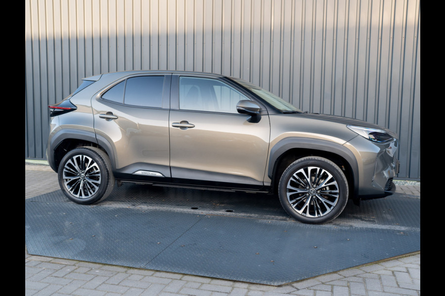 Toyota Yaris Cross 1.5 Hybrid Executive | JBL | Head Up | BSM | Navi | Stoelverw. | Prijs Rijklaar!!
