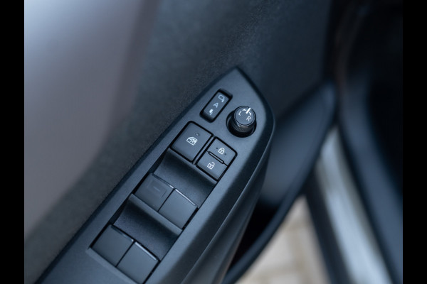 Toyota Yaris Cross 1.5 Hybrid Executive | JBL | Head Up | BSM | Navi | Stoelverw. | Prijs Rijklaar!!