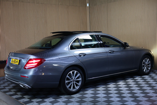 Mercedes-Benz E-Klasse 200 Premium PANO VIRTUAL SFEER LEER CAMERA '18