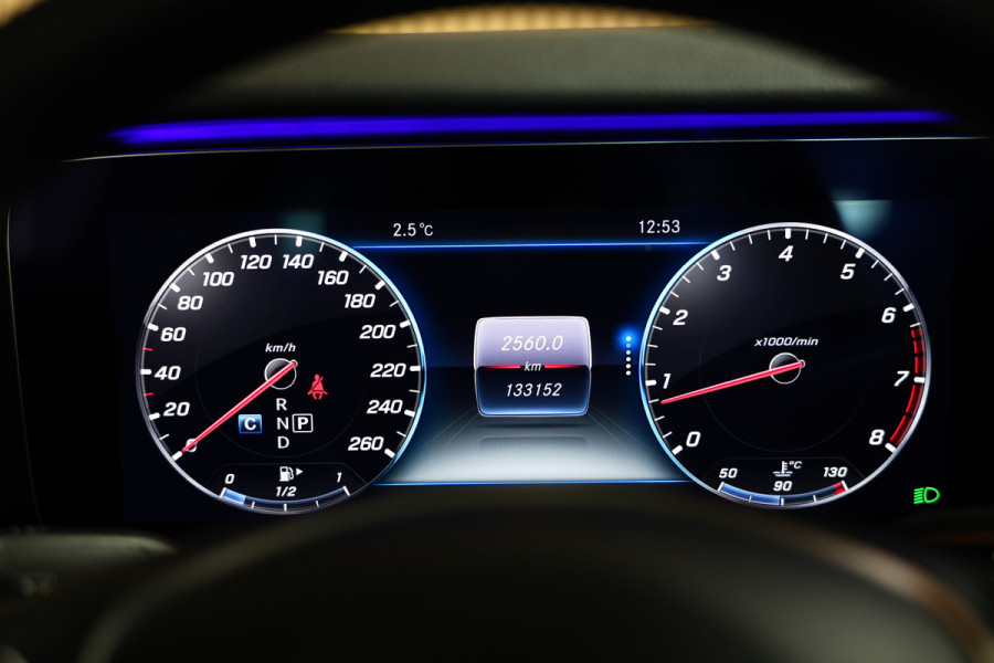 Mercedes-Benz E-Klasse 200 Premium PANO VIRTUAL SFEER LEER CAMERA '18