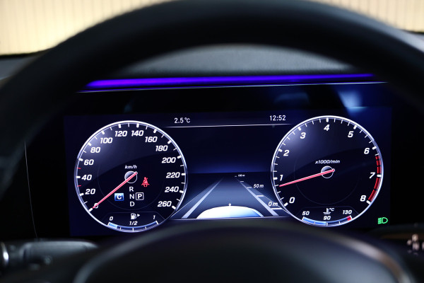 Mercedes-Benz E-Klasse 200 Premium PANO VIRTUAL SFEER LEER CAMERA '18