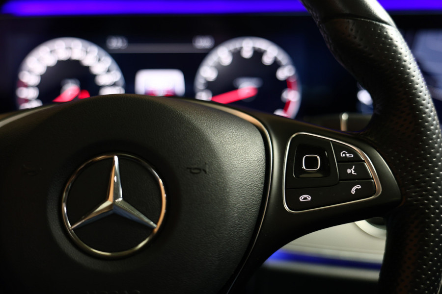 Mercedes-Benz E-Klasse 200 Premium PANO VIRTUAL SFEER LEER CAMERA '18