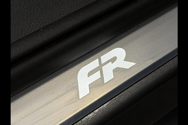 Seat Ateca 1.5 TSI DSG7 Aut. FR Business Intense Airco ECC Navi Carplay PDC VA + Camera Adaptive Cruise Control LED Matrix Stoel/Stuurverwarming Keyless Ambiente verlichting