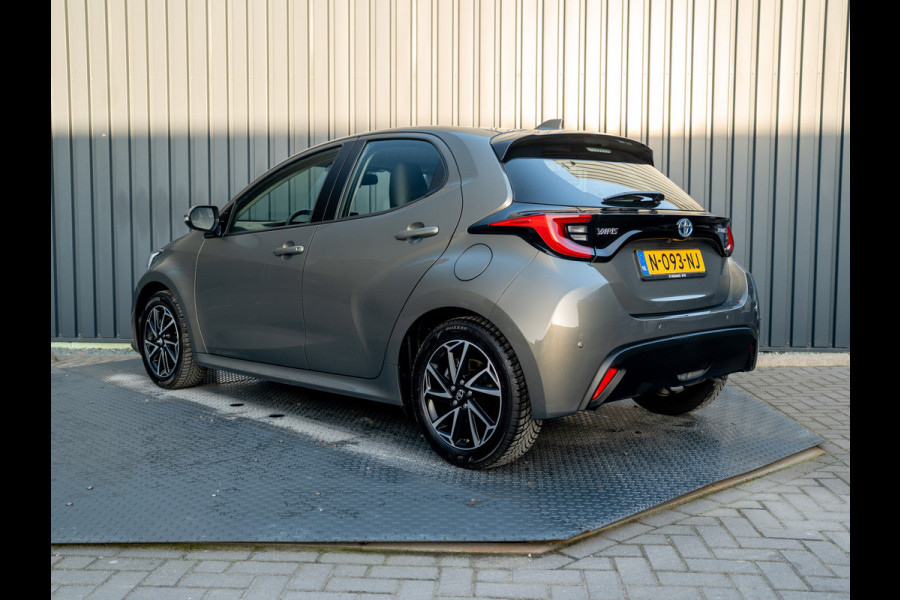 Toyota Yaris 1.5 Hybrid Business Plus | Navi | Keyless | Leder | Stoelverwarming | Prijs Rijklaar!!