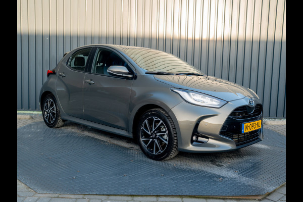 Toyota Yaris 1.5 Hybrid Business Plus | Navi | Keyless | Leder | Stoelverwarming | Prijs Rijklaar!!