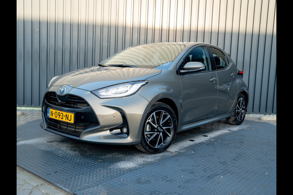 Toyota Yaris 1.5 Hybrid Business Plus | Navi | Keyless | Leder | Stoelverwarming | Prijs Rijklaar!!