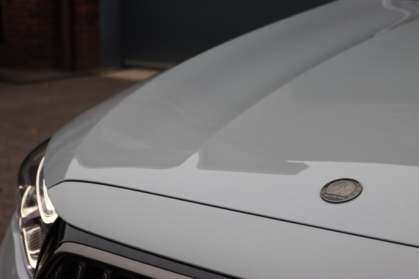 Mercedes-Benz E-Klasse AMG 53 4MATIC+ Edition 1 | Hyperscreen | Achterasbesturing | AMG-performance Stoelen | Carbon | Distronic+ | Multicontourstoelen | Stoelventilatie | Zonnerollo's | HUD | 3D-Display |