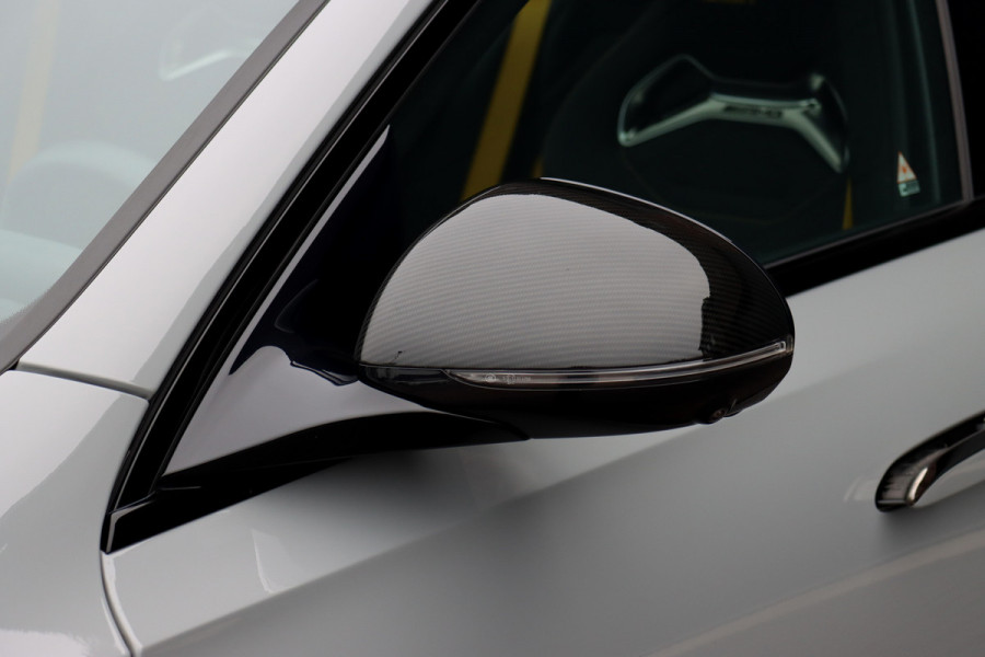 Mercedes-Benz E-Klasse AMG 53 4MATIC+ Edition 1 | Hyperscreen | Achterasbesturing | AMG-performance Stoelen | Carbon | Distronic+ | Multicontourstoelen | Stoelventilatie | Zonnerollo's | HUD | 3D-Display |