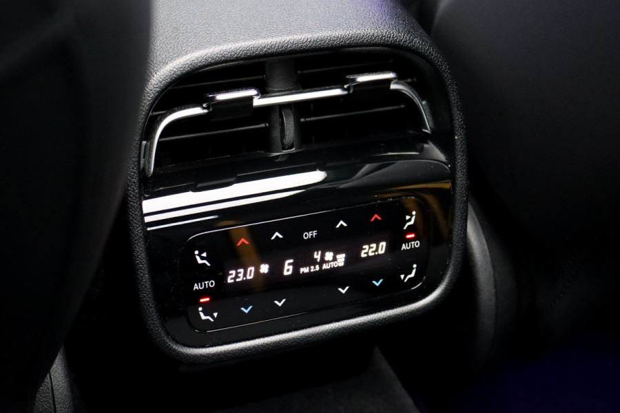 Mercedes-Benz E-Klasse AMG 53 4MATIC+ Edition 1 | Hyperscreen | Achterasbesturing | AMG-performance Stoelen | Carbon | Distronic+ | Multicontourstoelen | Stoelventilatie | Zonnerollo's | HUD | 3D-Display |