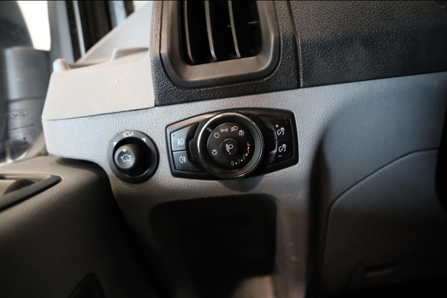 Ford Transit 330 2.0 TDCI L2/H2 AIRCO CRUISE CONTROL TREKHAAK PDC GRIJS LEASE V/A € 122,- p.m. INRUIL MOGELIJK