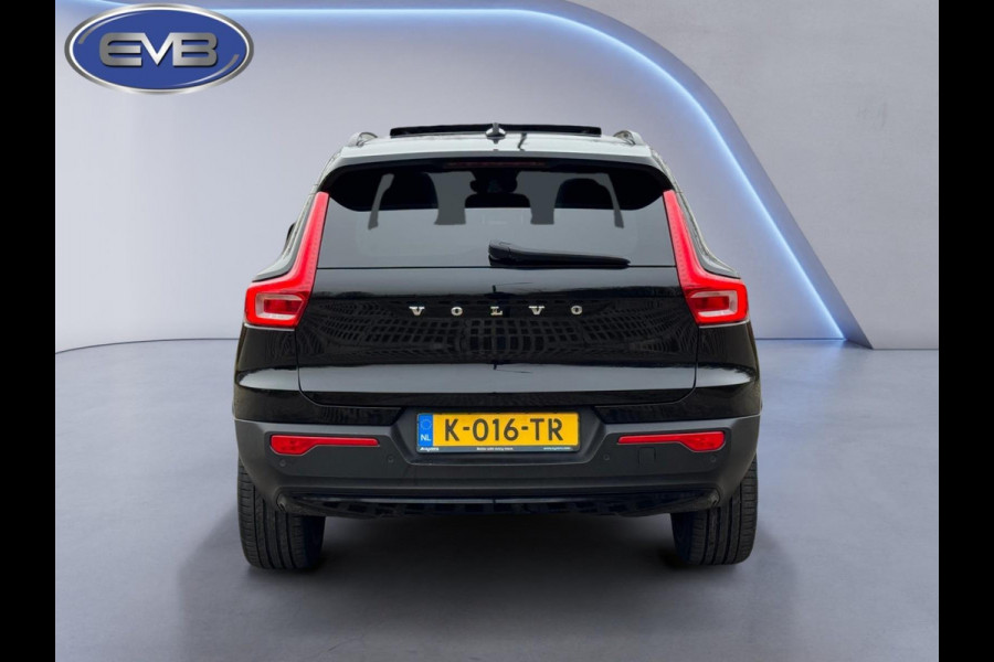Volvo XC40 Recharge P8 AWD 408 pk R-Design, panoramadak, vele opties, afn. trekhaak, 1 e eigenaar, NL auto met nap