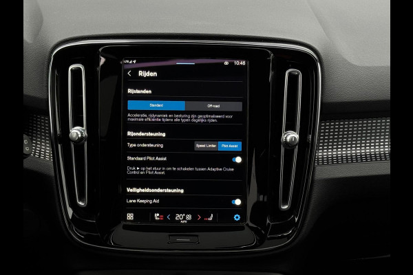 Volvo XC40 Recharge P8 AWD 408 pk R-Design, panoramadak, vele opties, afn. trekhaak, 1 e eigenaar, NL auto met nap