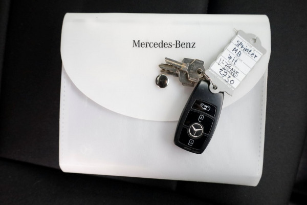 Mercedes-Benz Sprinter 515 CDI 150pk RWD L2 Koelwagen 12V+230V Xarios 5 01-2023