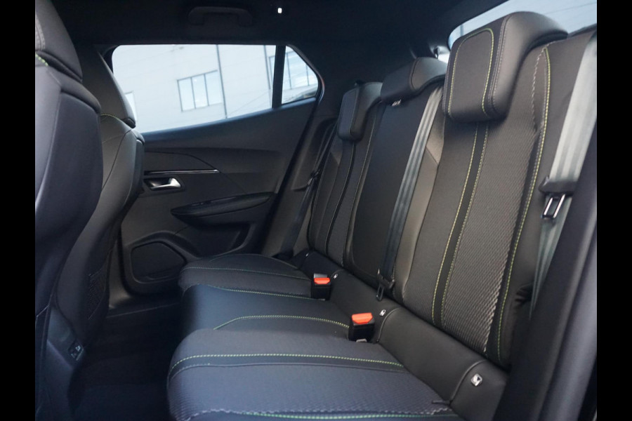 Peugeot 2008 1.2 Hybrid 145 GT