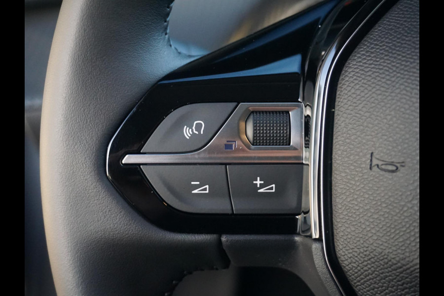 Peugeot e-208 EV Allure 51 kWh 360 Camera