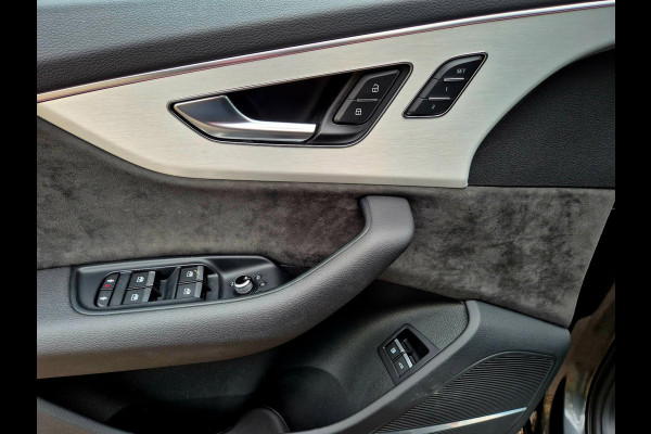 Audi Q7 60 TFSI e quattro Competition . Head-up . Sportstoelen. Panodak
