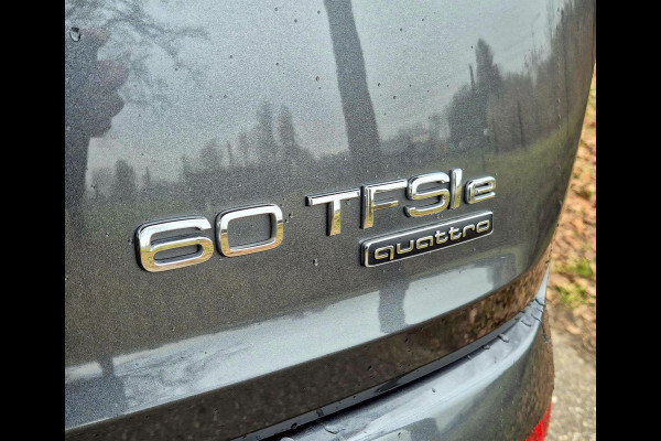 Audi Q7 60 TFSI e quattro Competition . Head-up . Sportstoelen. Panodak