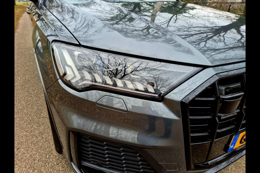 Audi Q7 60 TFSI e quattro Competition . Head-up . Sportstoelen. Panodak