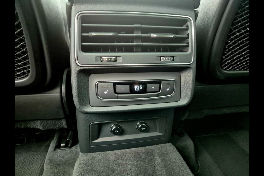 Audi Q7 60 TFSI e quattro Competition . Head-up . Sportstoelen. Panodak