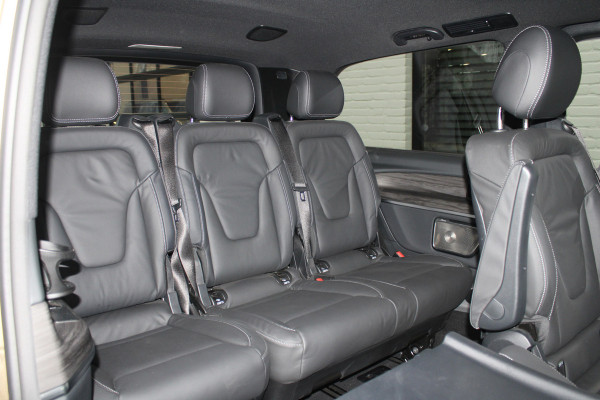 Mercedes-Benz Eqv 300 L2 / AMG / New Model / Luchtvering / 7-Persoons / Burmester / Vol Opties / NIEUWSTAAT
