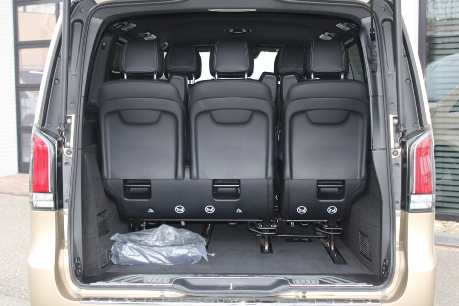 Mercedes-Benz Eqv 300 L2 / AMG / New Model / Luchtvering / 7-Persoons / Burmester / Vol Opties / NIEUWSTAAT