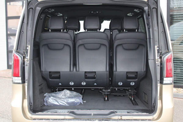 Mercedes-Benz Eqv 300 L2 / AMG / New Model / Luchtvering / 7-Persoons / Burmester / Vol Opties / NIEUWSTAAT