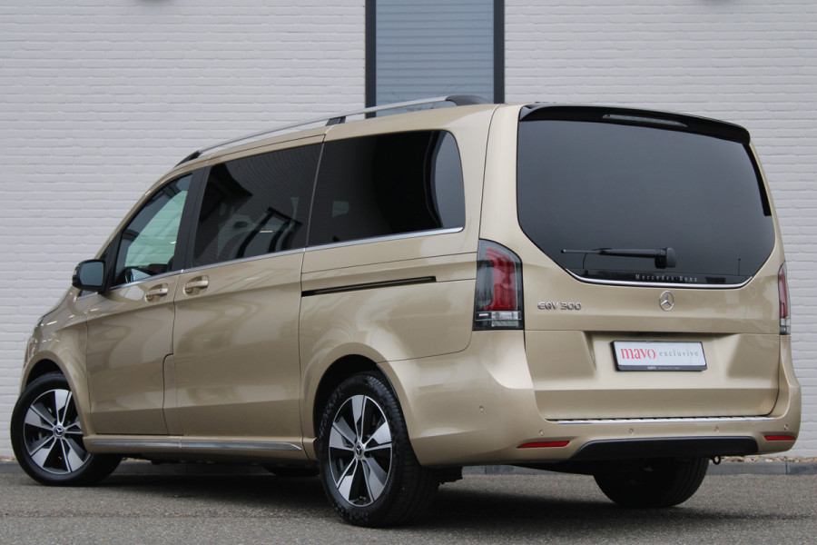 Mercedes-Benz Eqv 300 L2 / AMG / New Model / Luchtvering / 7-Persoons / Burmester / Vol Opties / NIEUWSTAAT