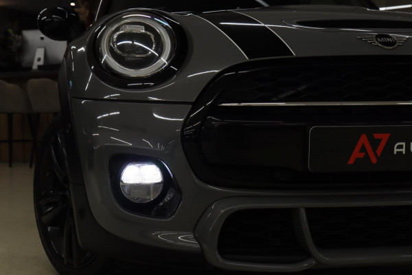 MINI Mini 2.0 Cooper S JCW uitgevoerd/NAP/PANO/HUD/H-K/CARPLAY/STOELVER/VOL