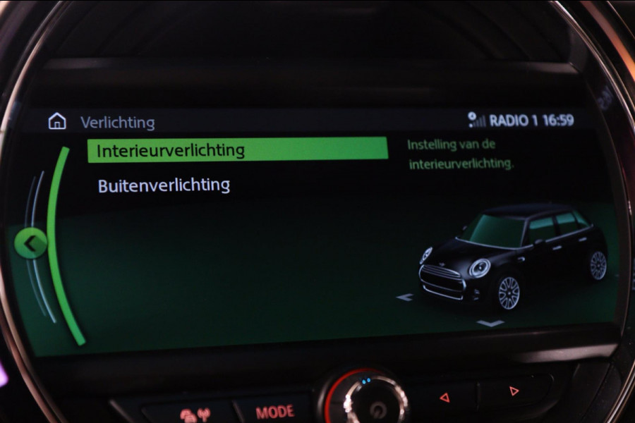 MINI Mini 2.0 Cooper S JCW uitgevoerd/NAP/PANO/HUD/H-K/CARPLAY/STOELVER/VOL
