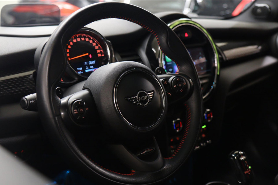 MINI Mini 2.0 Cooper S JCW uitgevoerd/NAP/PANO/HUD/H-K/CARPLAY/STOELVER/VOL