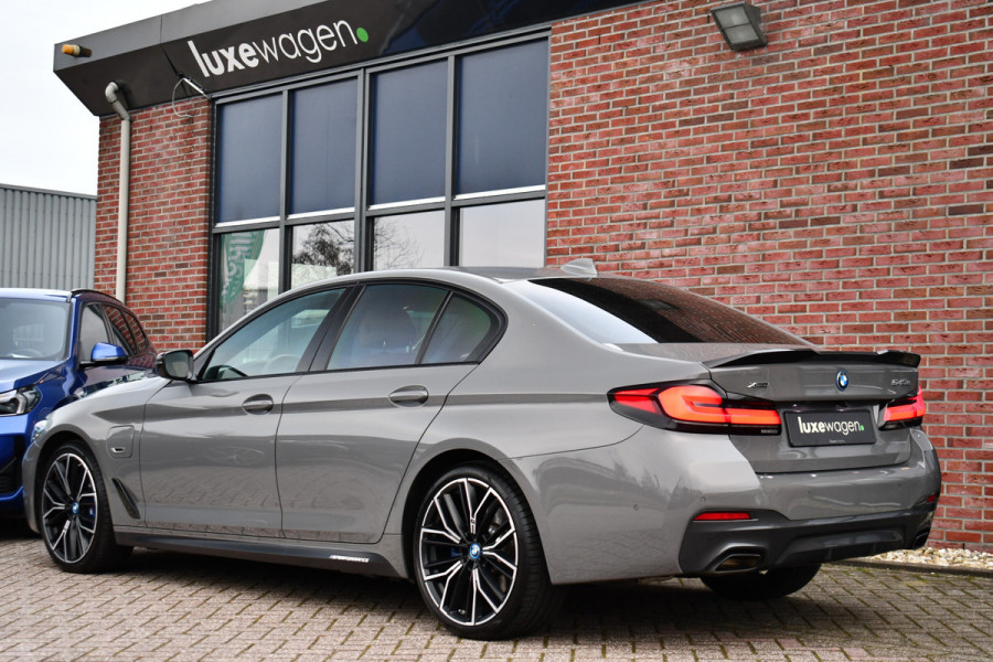 BMW 5 Serie 545e xDrive M-Sport Berninagrau ACC HiFi 20inch Shadow