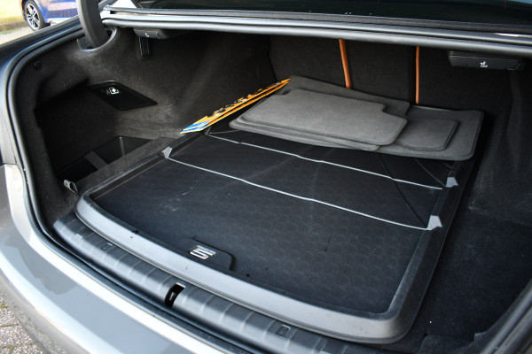 BMW 5 Serie 545e xDrive M-Sport Berninagrau ACC HiFi 20inch Shadow