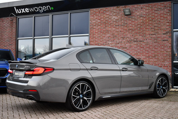 BMW 5 Serie 545e xDrive M-Sport Berninagrau ACC HiFi 20inch Shadow